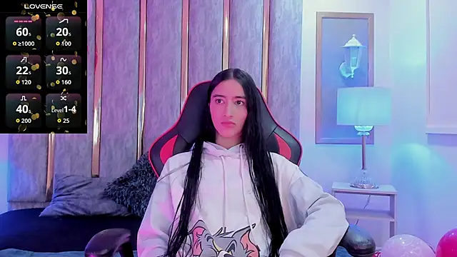 Snapshot of KeniaVelvet_ chatting on February 2026 11:17:01 AM KeniaVelvet online show from February 2026 11:17:01 AM