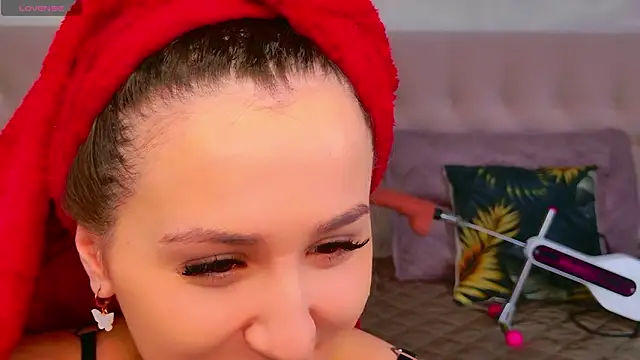 JasminUqueen online show from February 2026 01:10:02 AM