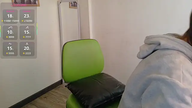 PaulaSantanaOf online show from February 2026 05:25:01 PM