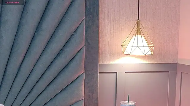 Annia-Greco online show from February 2026 03:07:01 PM