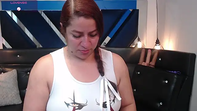 Alison-mar online show from July 2026 07:30:01 PM