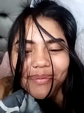 Berchy tf online show from April 2026 11:05:02 AM