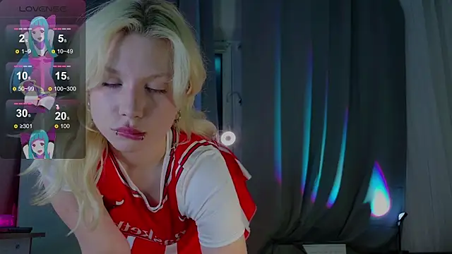 Snapshot of BladeSonya chatting on April 2026 06:49:02 PM BladeSonya online show from April 2026 06:49:02 PM