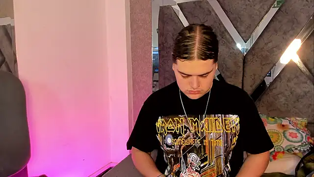 Snapshot of leenox_nexus chatting on February 2026 08:12:02 PM leenox nexus online show from February 2026 08:12:02 PM