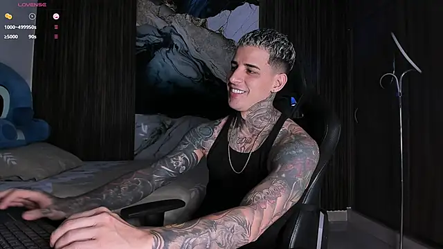 trisstann  online show from February 2026 11:25:02 PM