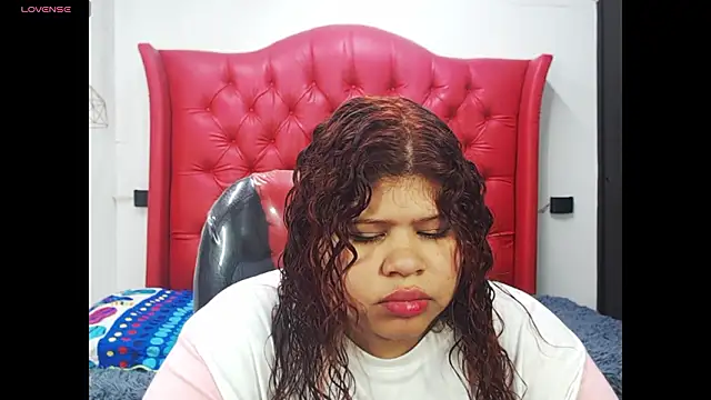 Cloe r online show from February 2026 07:46:01 PM