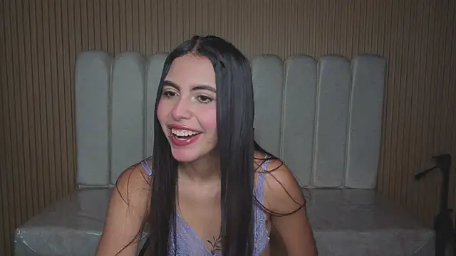 Snapshot of Perla_lovely_ chatting on February 2026 12:33:02 PM Perla lovely online show from February 2026 12:33:02 PM