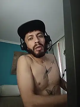 Snapshot of kauzZhomi chatting on February 2026 11:58:02 AM kauzZhomi online show from February 2026 11:58:02 AM