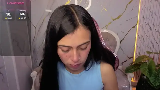 Snapshot of Abby1_b_ chatting on February 2026 08:05:02 PM Abby1 b online show from February 2026 08:05:02 PM