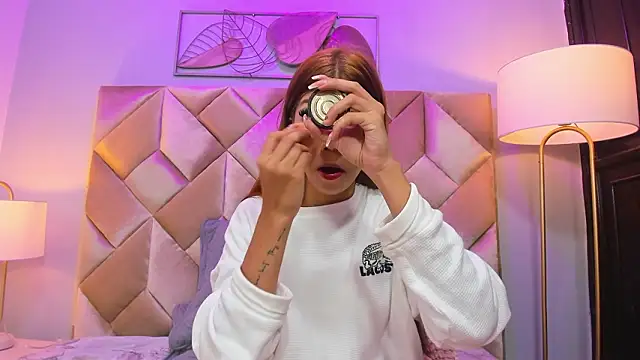 Snapshot of Thalya_Adams chatting on March 2026 12:22:01 PM Thalya Adams online show from March 2026 12:22:01 PM