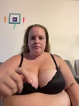 bbq-queen online show from July 2026 12:07:01 AM
