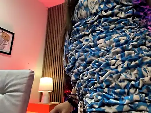 mary luckaysha  online show from March 2026 07:11:01 PM