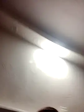 Snapshot of lej73 chatting on February 2026 09:02:01 PM lej73 online show from February 2026 09:02:01 PM