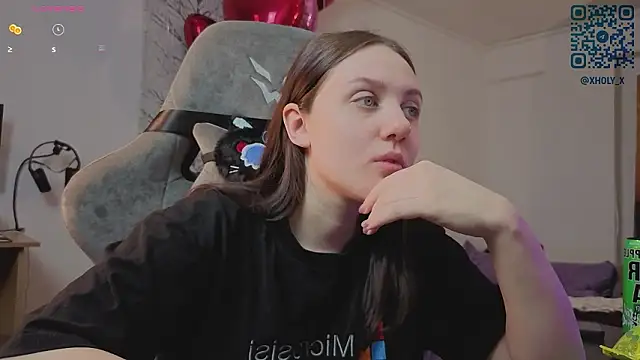 Snapshot of Holy_Kveta chatting on February 2026 03:25:02 AM Holy Kveta online show from February 2026 03:25:02 AM