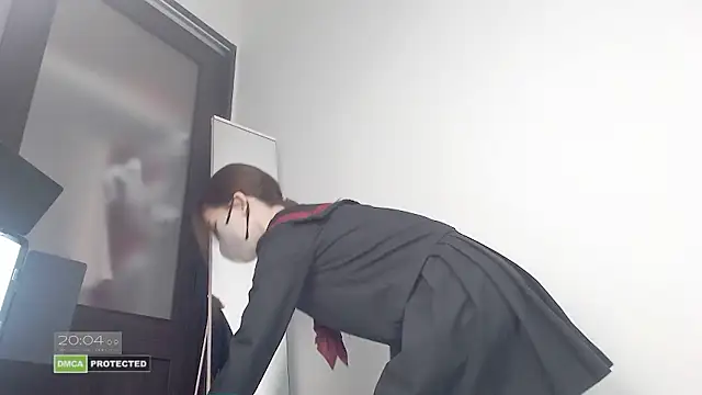 Piko crystal online show from March 2026 11:05:01 AM