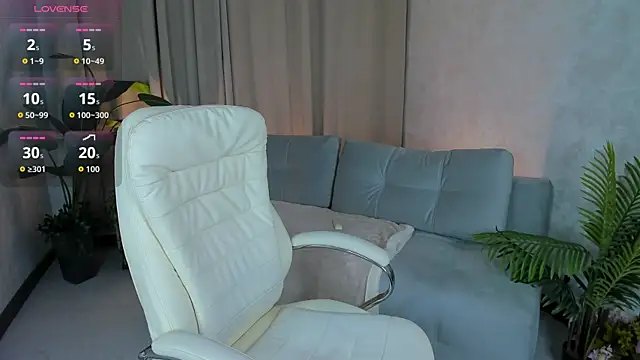 Monika Martinezz online show from May 2026 04:07:02 AM