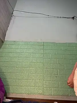 Snapshot of Leeeiuu chatting on February 2026 01:38:02 PM Leeeiuu online show from February 2026 01:38:02 PM