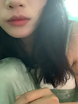 Snapshot of Lyn_ny chatting on February 2026 04:23:02 AM Lyn ny online show from February 2026 04:23:02 AM