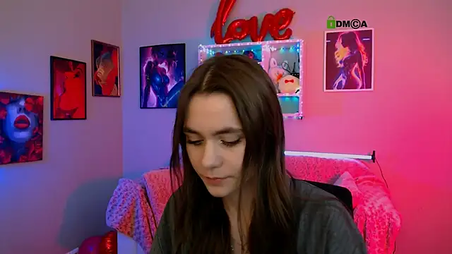 laurenmurrr online show from March 2026 10:41:01 AM