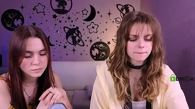 laurenmurrr online show from May 2026 11:26:01 AM