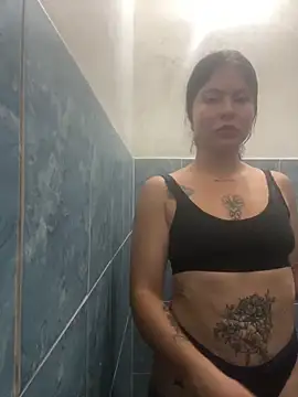 Scarlet Rosexx online show from May 2026 04:43:01 AM