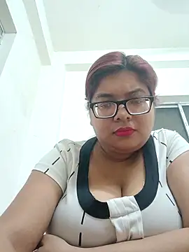 Snapshot of Elie_Hallway chatting on February 2026 05:56:01 PM Elie Hallway online show from February 2026 05:56:01 PM