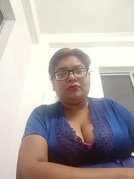 Elie Hallway online show from March 2026 06:32:01 PM