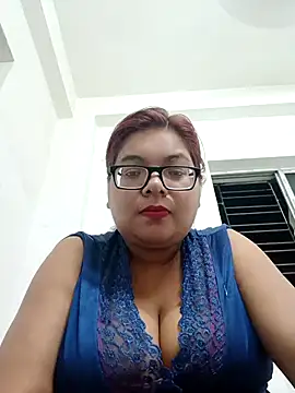 Elie Hallway online show from June 2026 08:12:02 PM