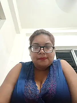 Elie Hallway online show from July 2026 06:43:02 PM