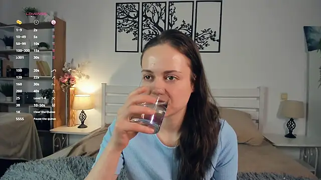 Snapshot of MalvinaTrafford chatting on February 2026 09:13:02 PM MalvinaTrafford online show from February 2026 09:13:02 PM