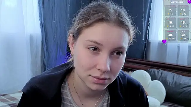 JadwigaTagliavia online show from April 2026 06:47:02 AM