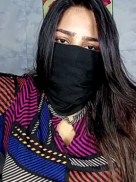 Cute G online show from May 2026 08:03:02 PM
