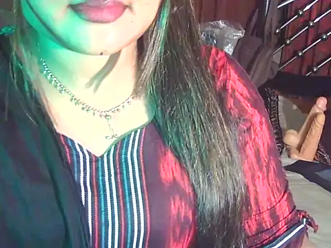 Nusrat Faria online show from May 2026 04:14:01 PM