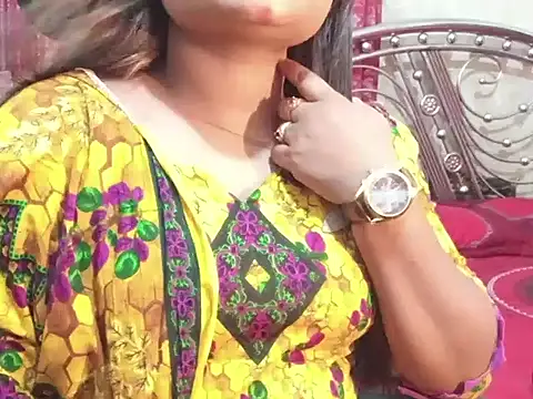Nusrat Faria online show from June 2026 01:35:01 PM