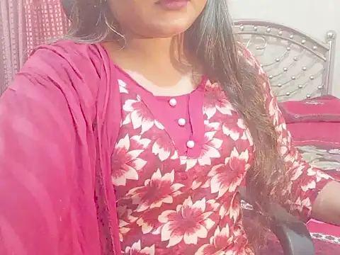 Nusrat Faria online show from June 2026 07:40:01 PM