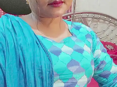Nusrat Faria online show from June 2026 08:23:01 PM
