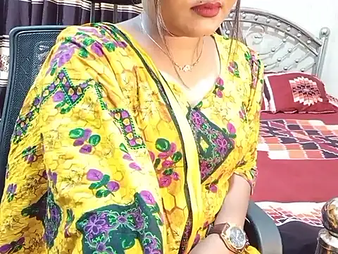 Nusrat Faria online show from June 2026 09:17:01 PM