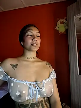 Scarlethh 24 online show from February 2026 09:25:02 PM