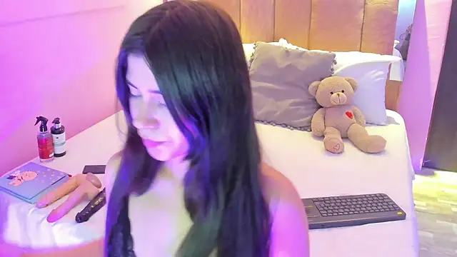 Snapshot of SamanthaHill_ chatting on March 2026 03:44:02 AM SamanthaHill online show from March 2026 03:44:02 AM