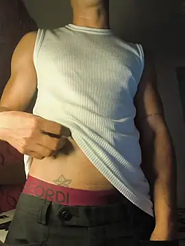 Snapshot of logan-31 chatting on February 2026 05:46:02 AM logan-31 online show from February 2026 05:46:02 AM