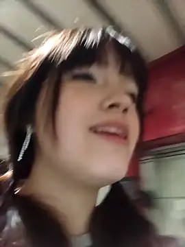 Snapshot of dieciochoyundia chatting on February 2026 10:35:01 PM dieciochoyundia online show from February 2026 10:35:01 PM