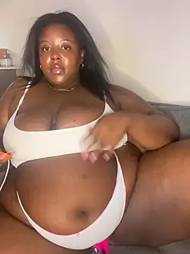 BouncyBBW online show from July 2026 10:38:02 PM