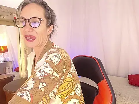laurasofia45 online show from May 2026 02:44:01 PM