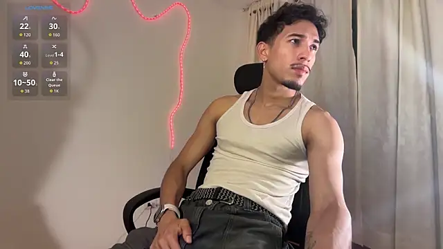 Snapshot of rafael_stone11 chatting on February 2026 01:44:02 AM rafael stone11 online show from February 2026 01:44:02 AM