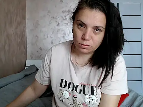 LorraGrey online show from May 2026 06:54:01 AM