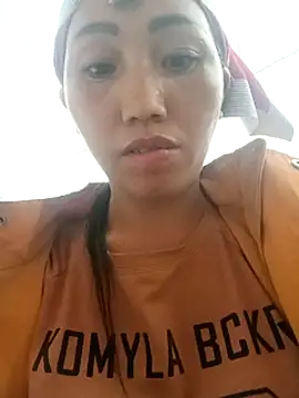 hot-luna- online show from February 2026 09:13:02 AM