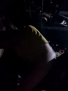 Snapshot of Bella-222 chatting on March 2026 11:22:02 PM Bella-222 online show from March 2026 11:22:02 PM