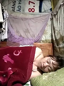 Snapshot of Bella-222 chatting on March 2026 09:23:01 PM Bella-222 online show from March 2026 09:23:01 PM