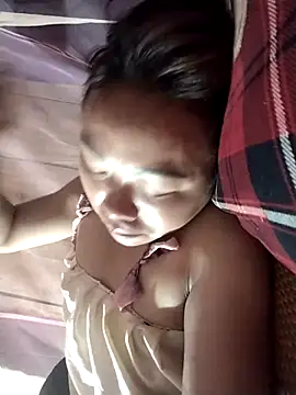 Snapshot of Bella-222 chatting on April 2026 09:16:01 PM Bella-222 online show from April 2026 09:16:01 PM