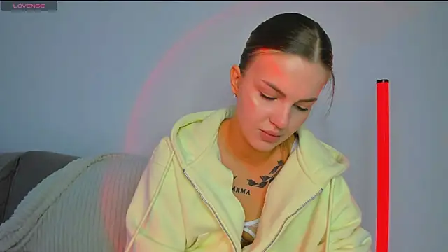 AkylinaGold online show from May 2026 01:57:16 AM